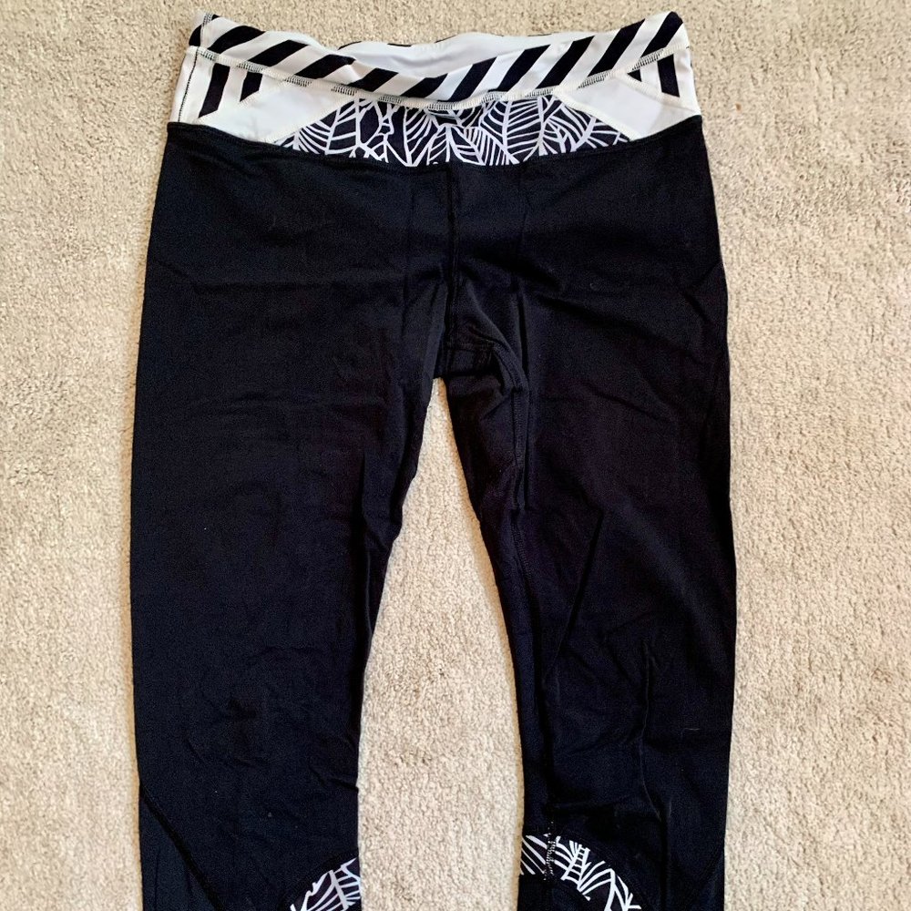 Lululemon Run Inspire Crop II size 8